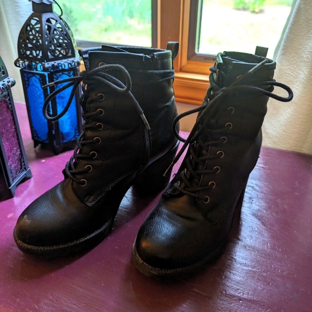 Black Block Heel Lace Up Boots